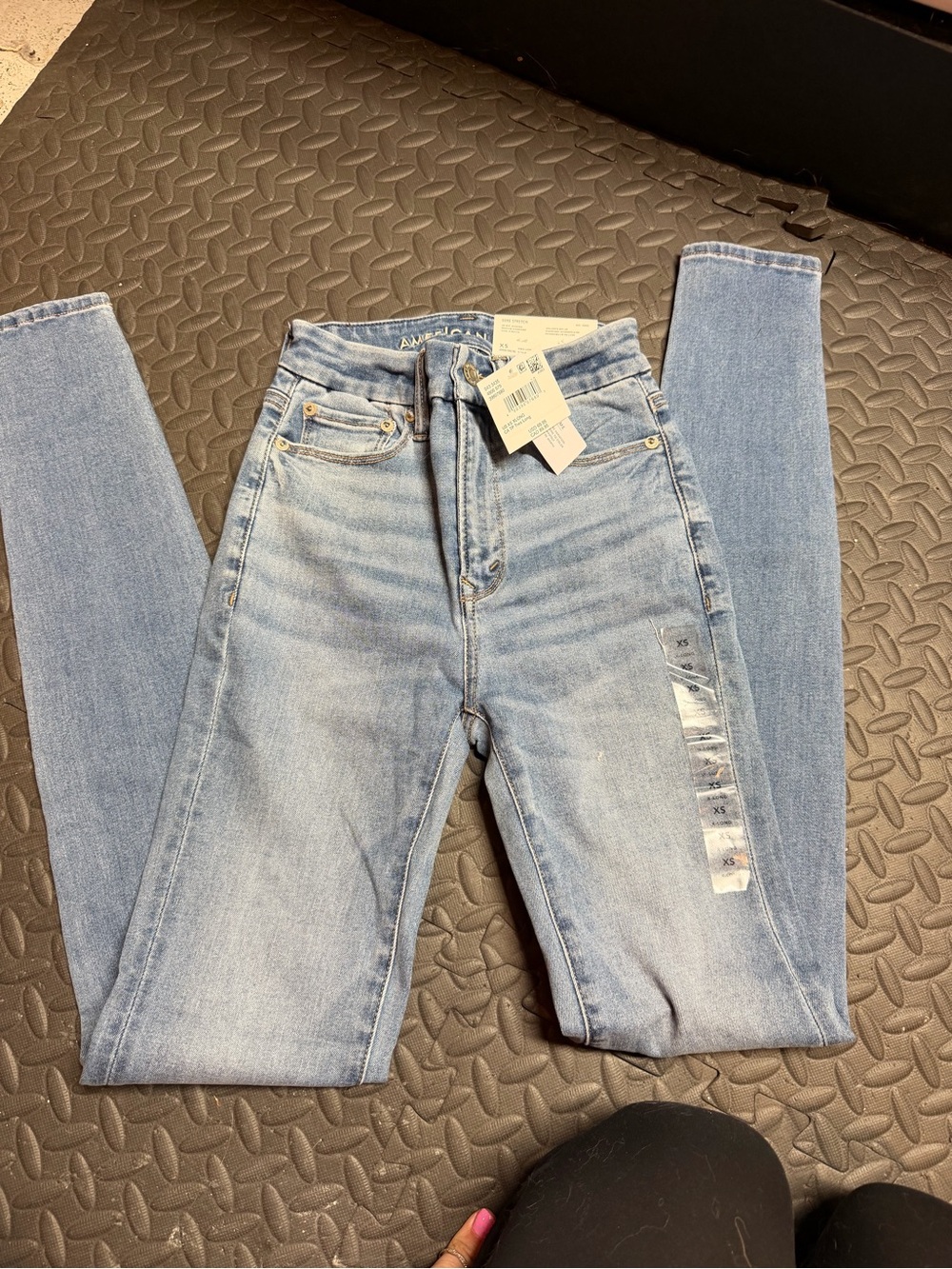 American Eagle Outfitters Light Blue High-Rise Skinny Jeans - Women